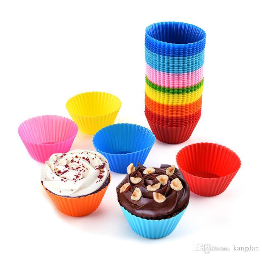 Silicone Cup Cake Molds Multicolor – Everyday Kitchen Use – Pack of 12